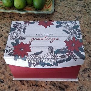 Elegant Holiday Greetings Box with Red and White Design. NWT. Super Cute!!